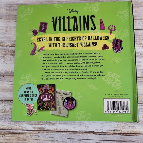 Disney Villains 13 Frights of Halloween Book Countdown to Halloween - Picture 3 of 13